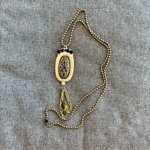 Glammy Tags USA Embellished Dog Tag Pendant Necklace Gold Tone Carved Tassel 30”